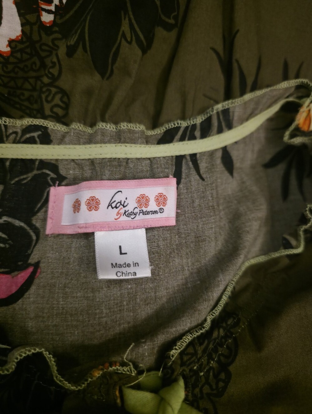KOI Women's Floral Tie-Neck Scrub Top - Olive, Pink & Orange, Size Lg - Picture 3 of 3